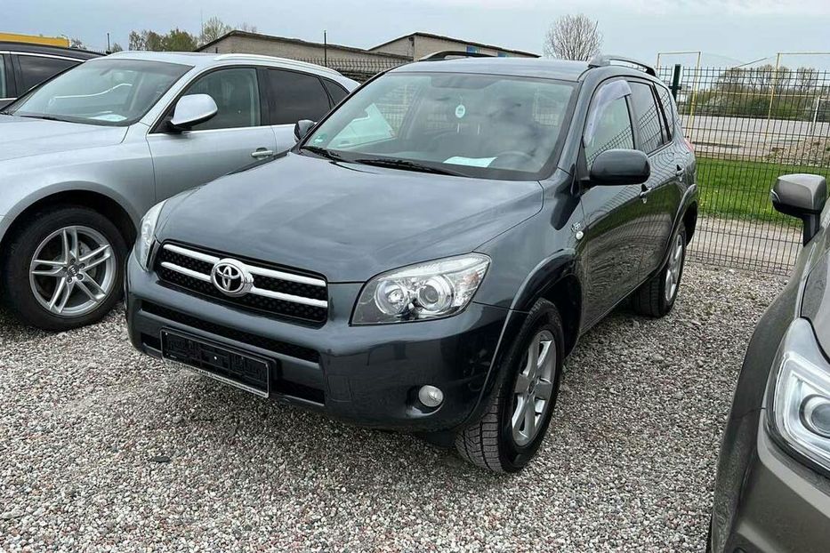 Продам Toyota Rav 4 я єдиний власник! Не пошкодуєш 2007 года в Черкассах