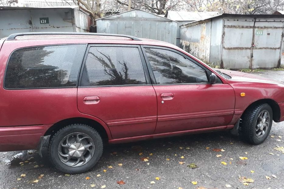 Продам Nissan Sunny Wagon 1992 года в Одессе