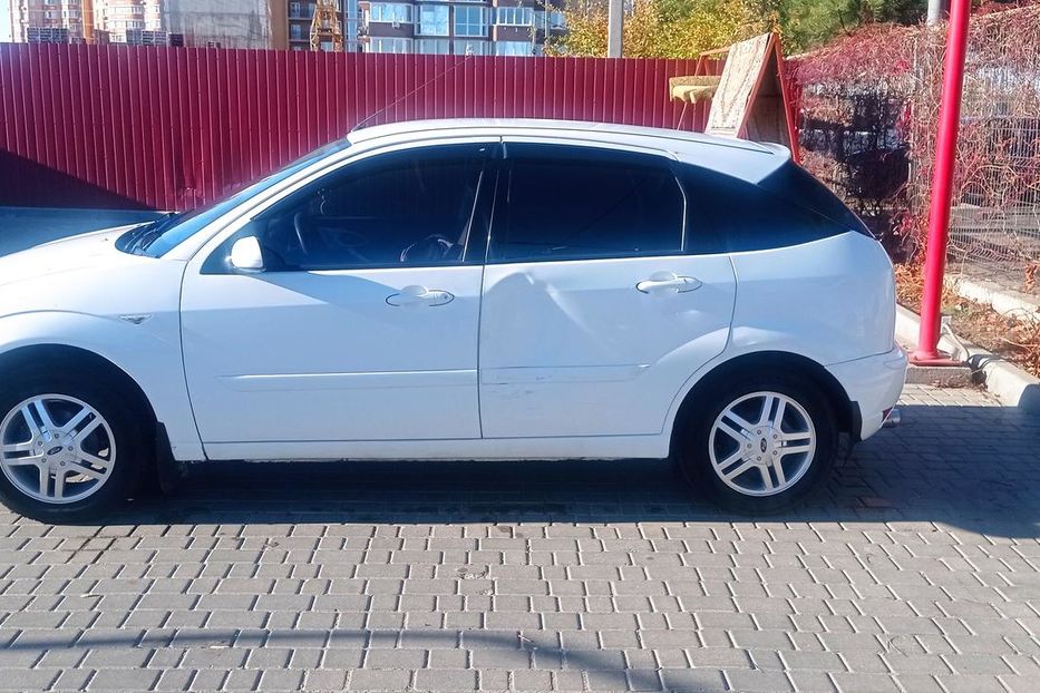 Продам Ford Focus Хетчбек  2004 года в Одессе