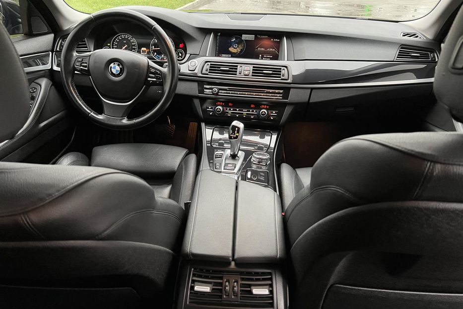 Продам BMW 525 F10 Рестайл xDrive 2015 года в Киеве