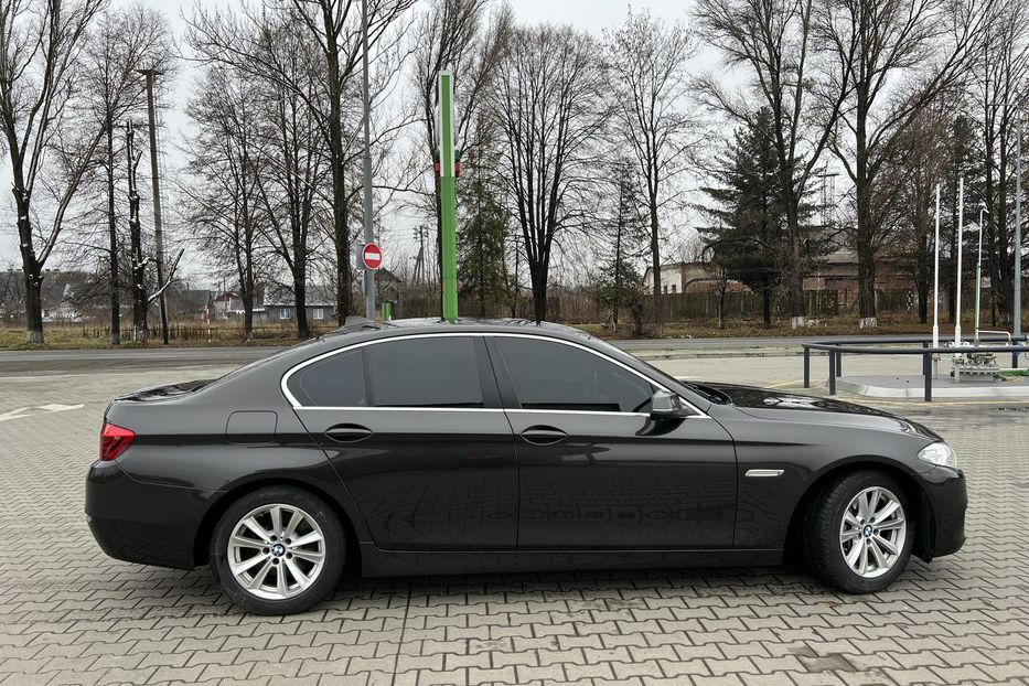 Продам BMW 525 F10 Рестайл xDrive 2015 года в Киеве