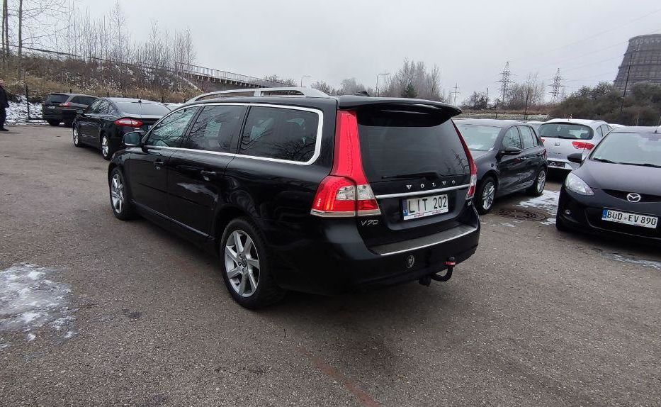 Продам Volvo V70 2014 года в Виннице