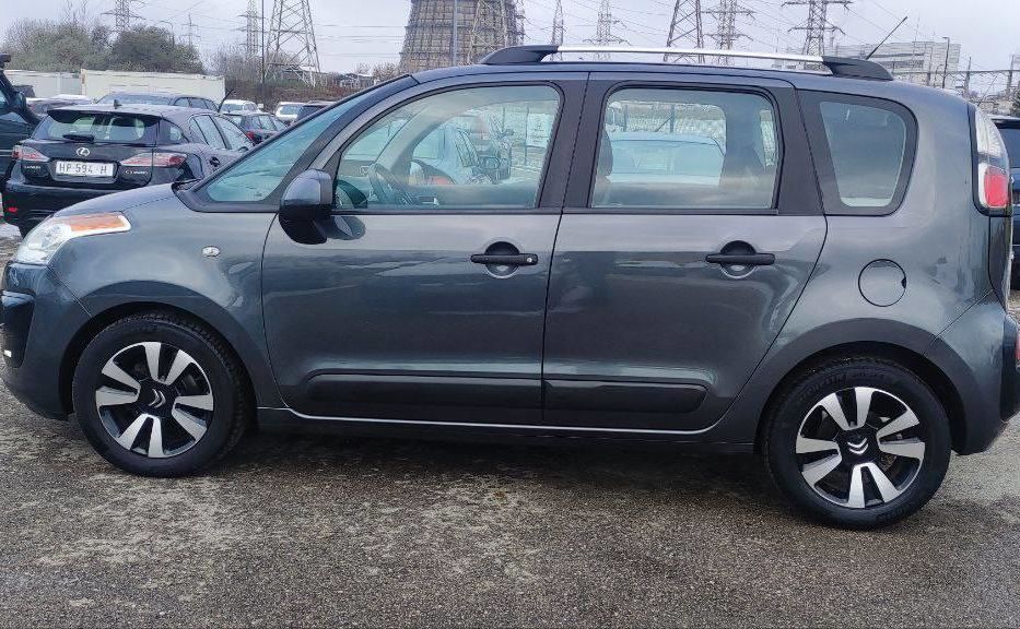 Продам Citroen C3 Picasso HDi 2015 года в Харькове