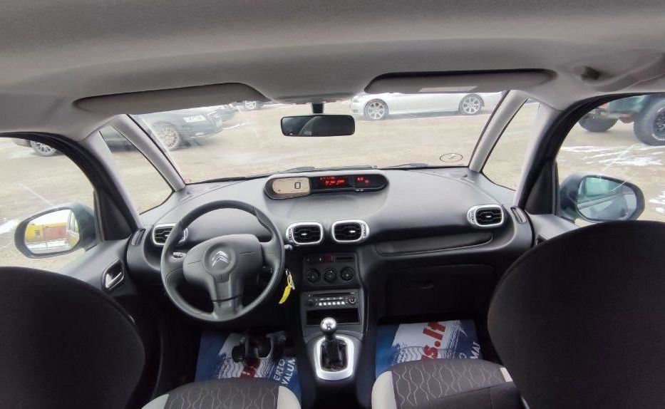 Продам Citroen C3 Picasso HDi 2015 года в Харькове