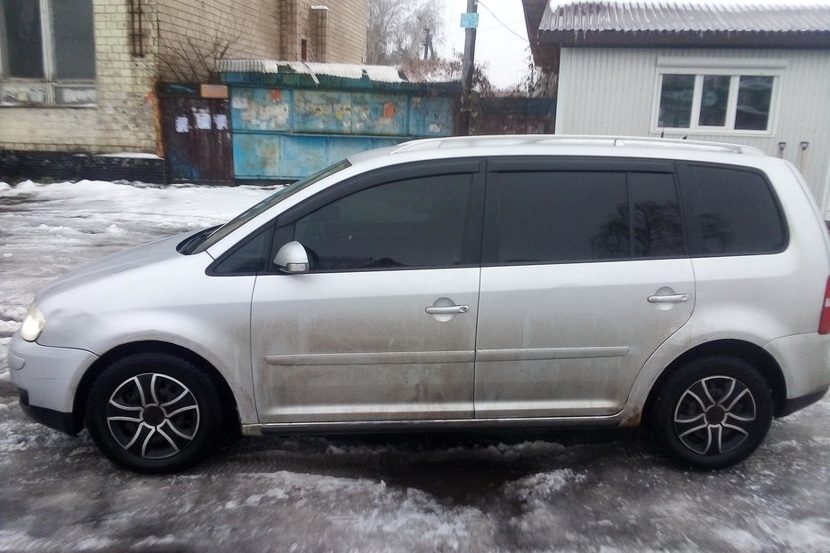 Продам Volkswagen Touran 2006 года в Житомире