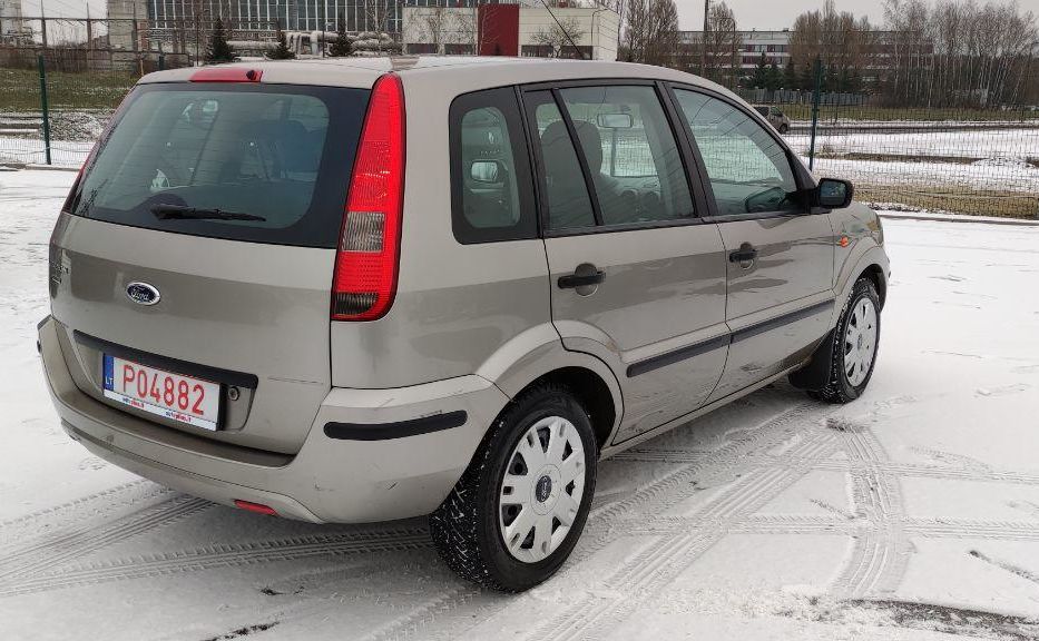 Продам Ford Fusion 2004 года в Днепре