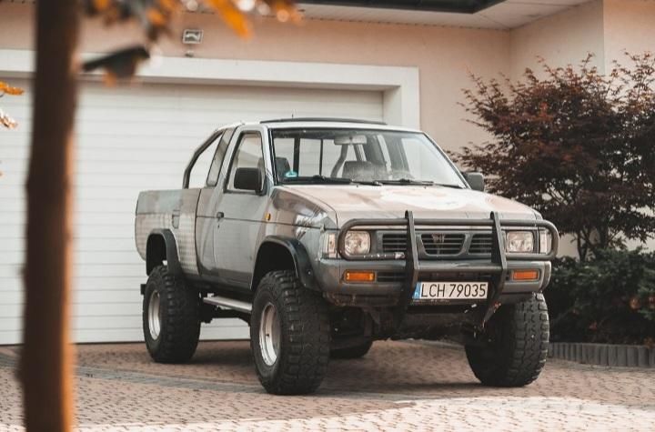 Продам Nissan Pickup 1996 года в Харькове