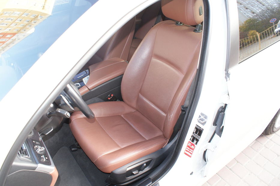 Продам BMW 520 2016 года в Одессе