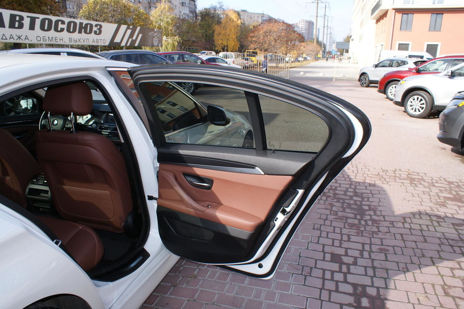 Продам BMW 520 2016 года в Одессе