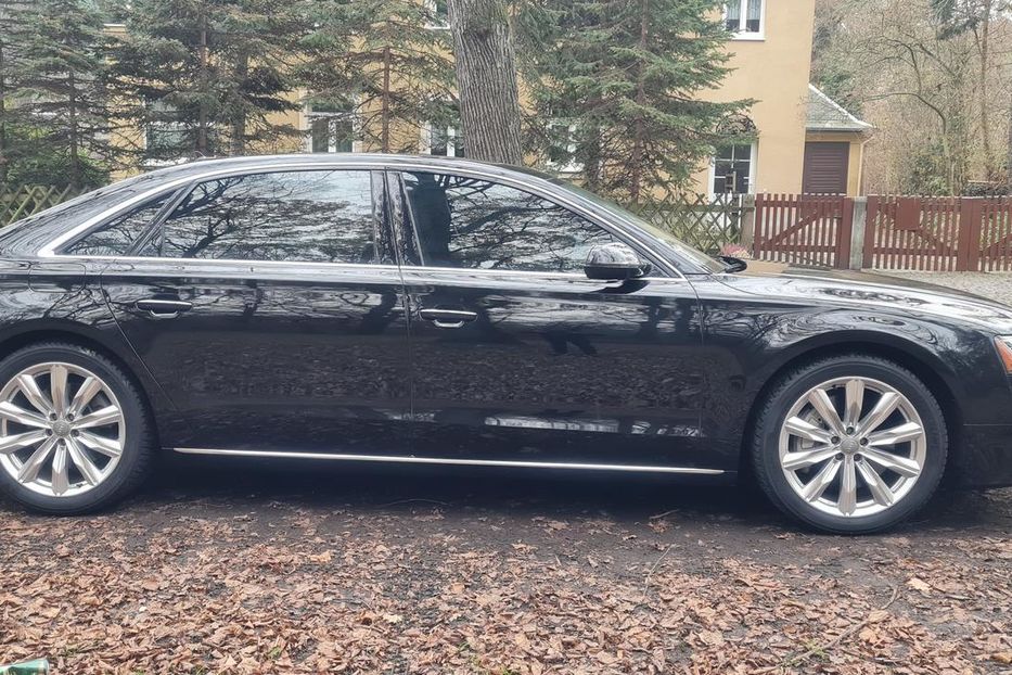 Продам Audi A8 Audi A8L Plus 2016 2016 года в Киеве