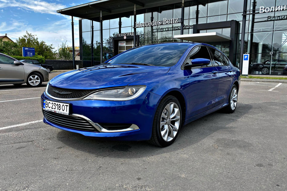 Продам Chrysler 200 S 2015 года в Ровно