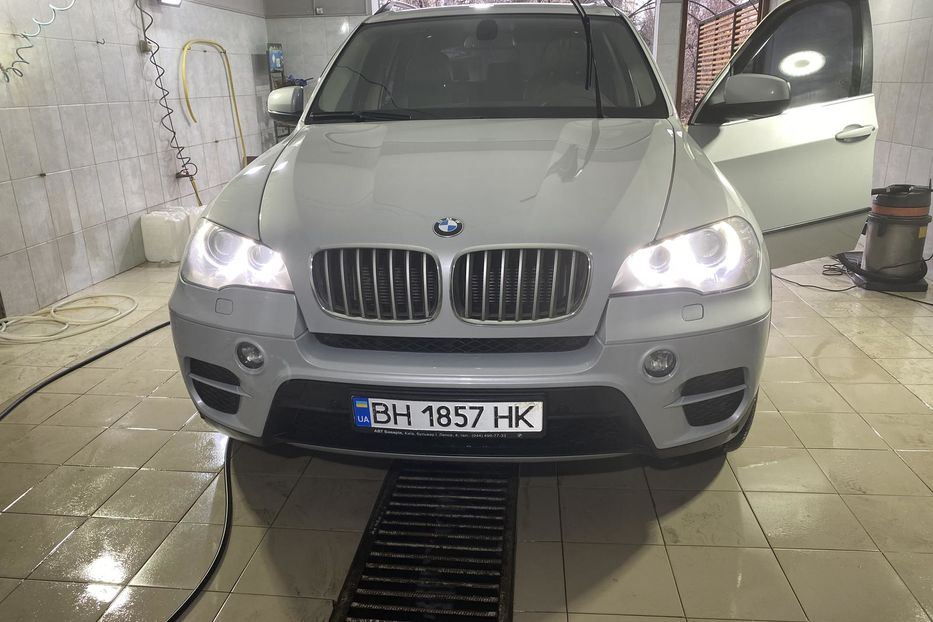 Продам BMW X5 Рейсталинг 2011 года в г. Вилково, Одесская область