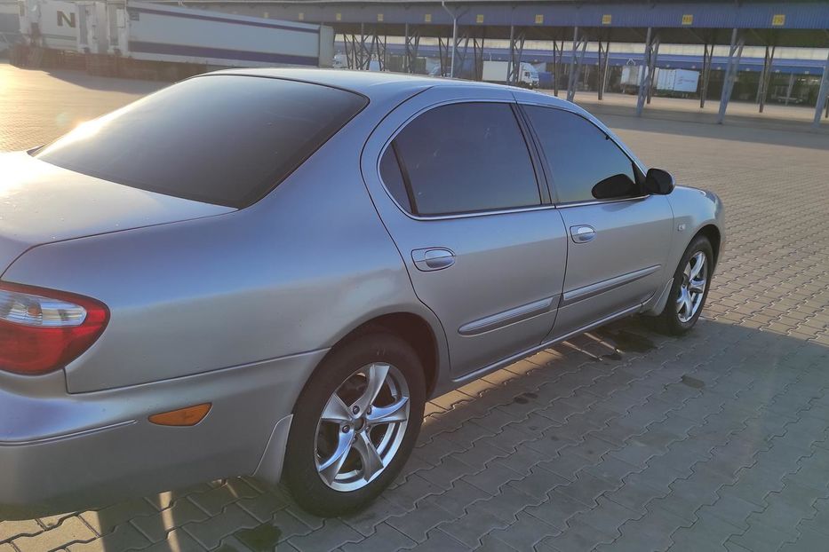 Продам Nissan Maxima 2002 года в Одессе