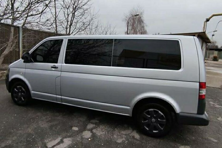 Продам Volkswagen T5 (Transporter) пасс. 2011 года в Запорожье