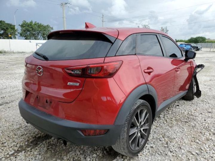 Продам Mazda CX-3 2017 года в Луцке