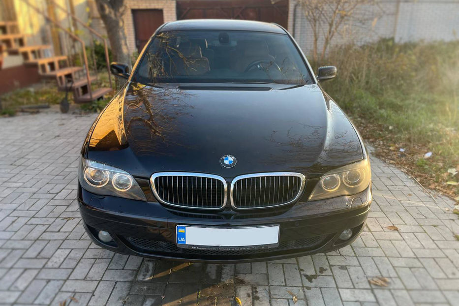 Продам BMW 740 Li 2007 года в Днепре