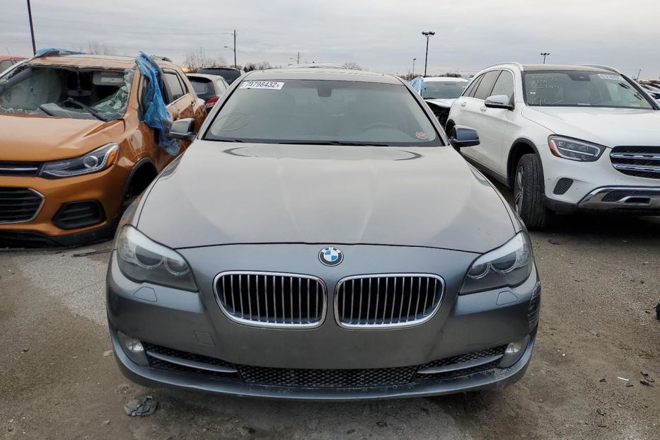 Продам BMW 528 XI 2013 года в Луцке