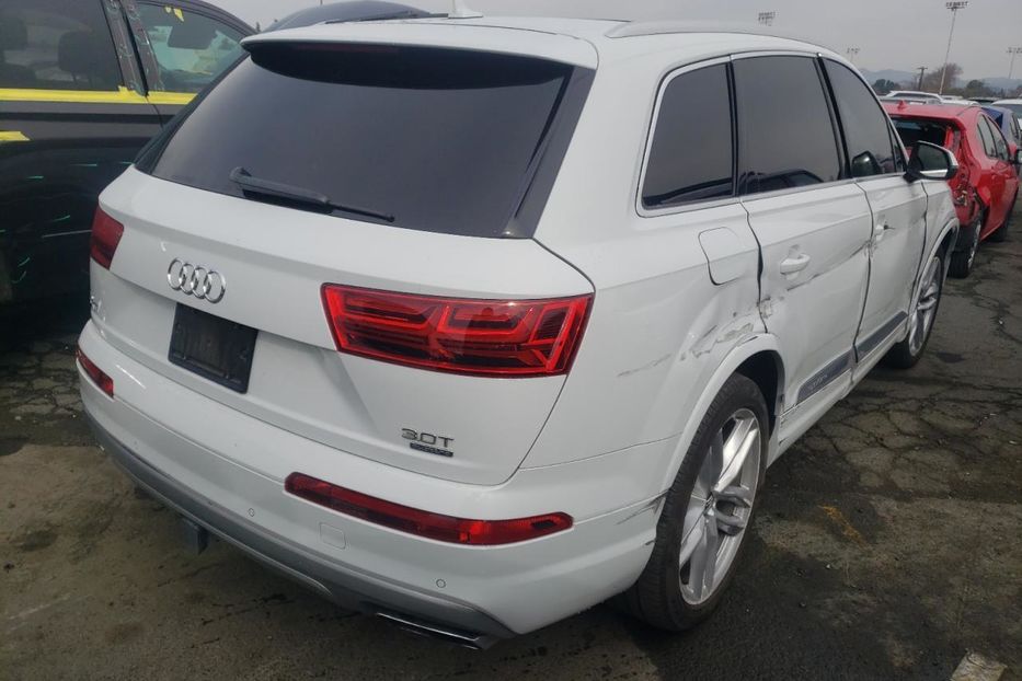 Продам Audi Q7 Prestige 2017 года в Луцке