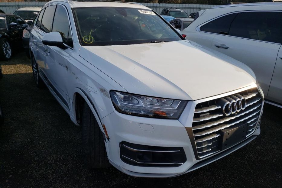 Продам Audi Q7 Prestige 2017 года в Луцке