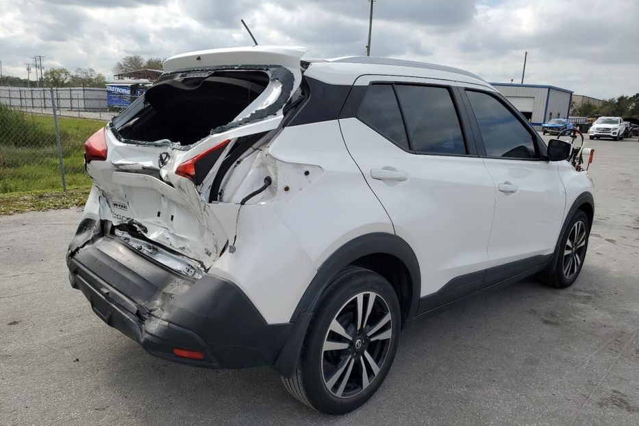 Продам Nissan Juke KIcks 2019 года в Киеве