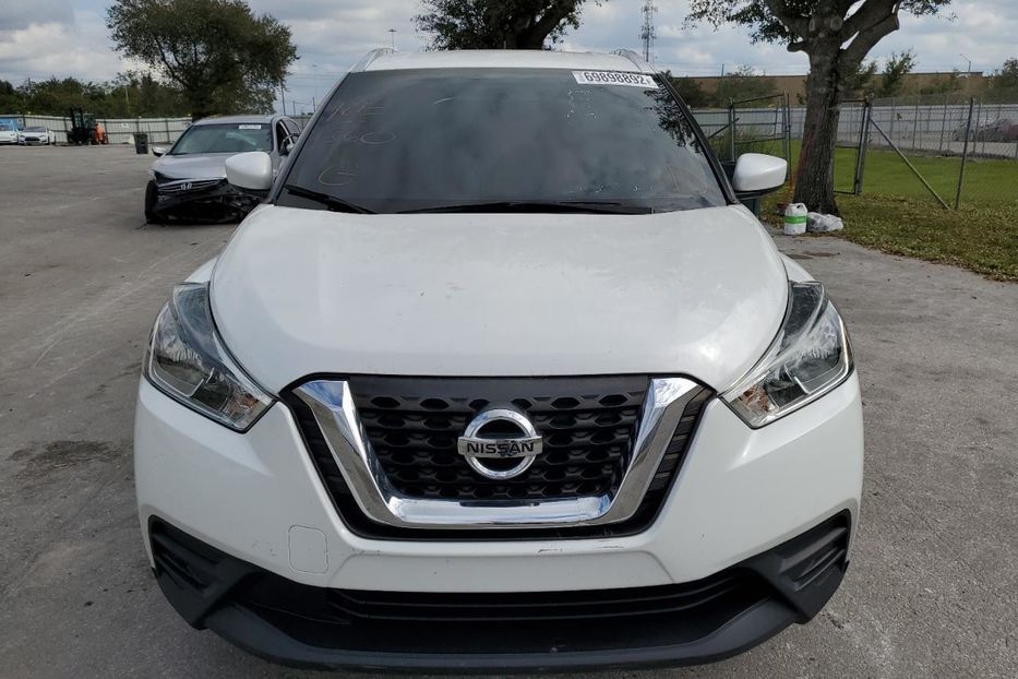 Продам Nissan Juke KIcks 2019 года в Киеве