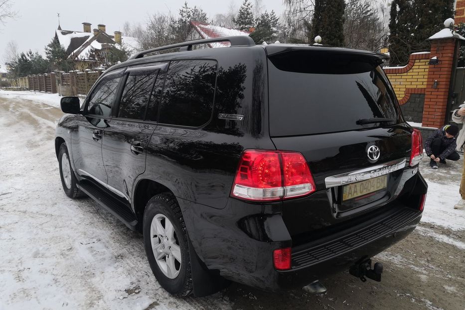 Продам Toyota Land Cruiser 200 2010 года в Киеве