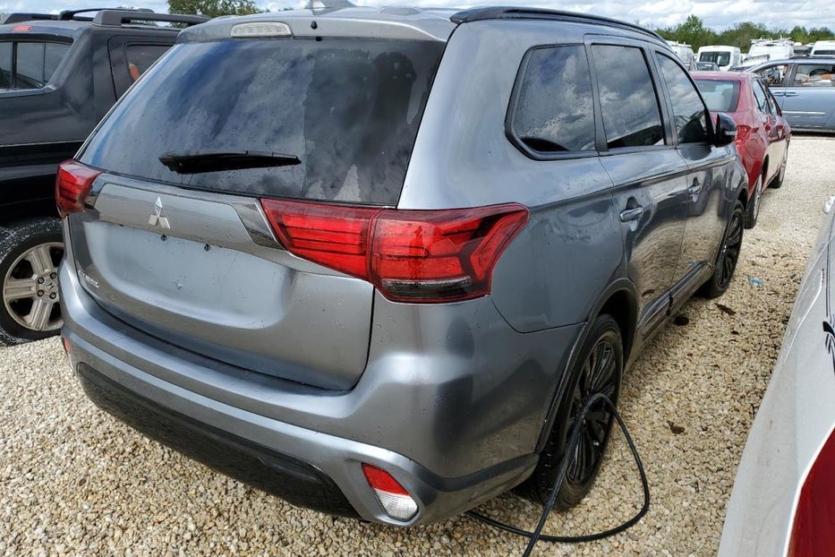 Продам Mitsubishi Outlander 2020 года в Киеве