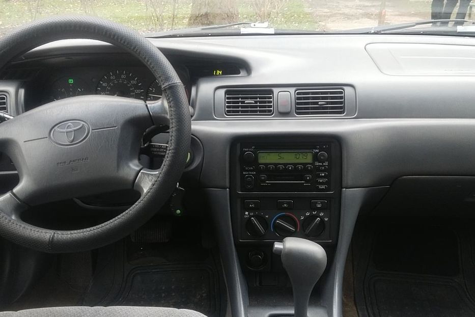 Продам Toyota Camry 2001 года в Одессе