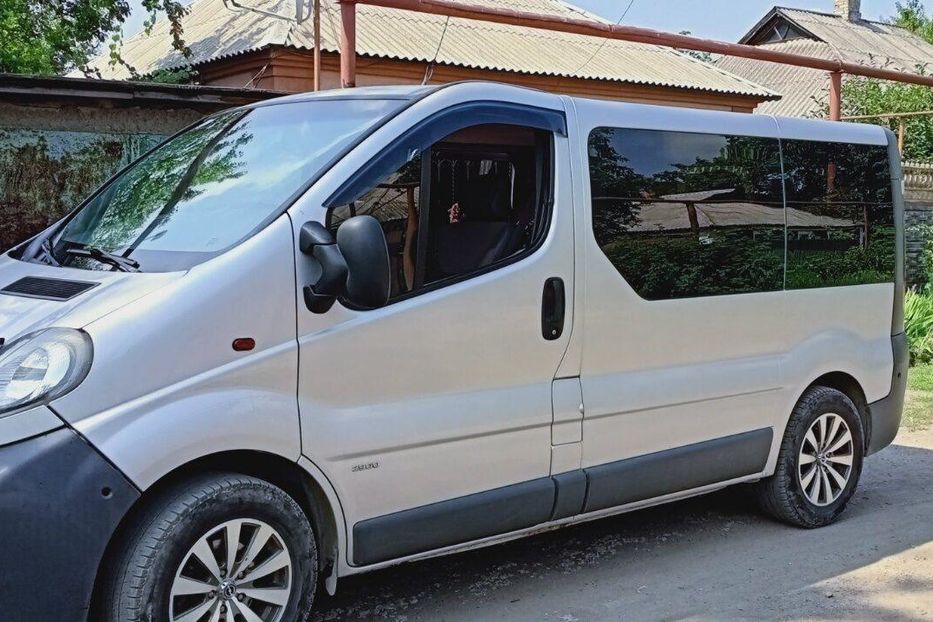 Продам Opel Vivaro пасс. 2005 года в г. Стаханов, Луганская область