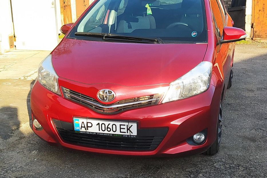 Продам Toyota Yaris 2012 года в Запорожье