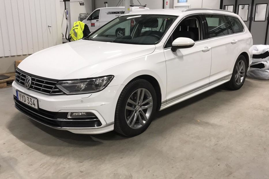 Продам Volkswagen Passat B8 R-line 2017 года в Львове