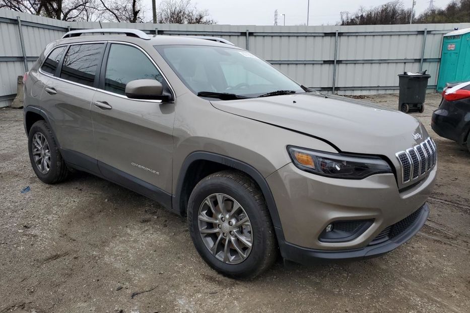 Продам Jeep Cherokee Latitude Plus 2019 года в Киеве