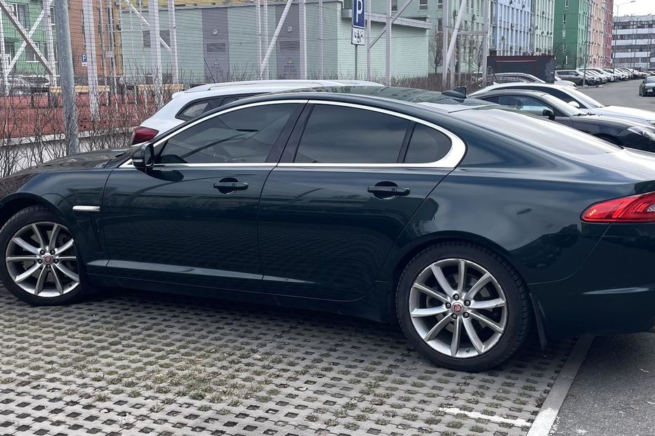 Продам Jaguar XF Portfolio 3.0AWD Supercharger 2015 года в Киеве