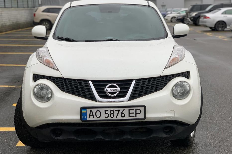 Продам Nissan Juke 1.6 DIG-T CVT (200 k.c.) 4WD 2013 года в Киеве