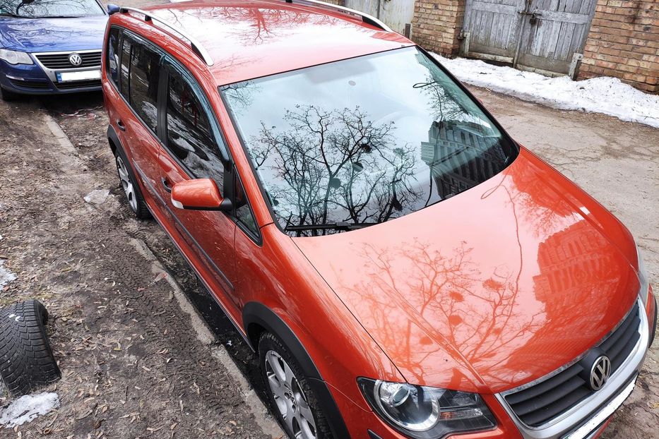 Продам Volkswagen Cross Touran 2007 года в Киеве