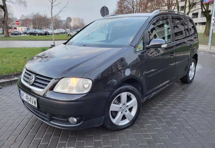 Продам Volkswagen Touran TDI 2006 года в Днепре