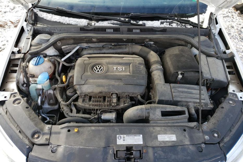 Продам Volkswagen Jetta Se 2015 года в Киеве