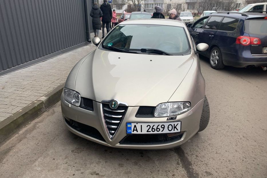 Продам Alfa Romeo GT 2004 года в г. Мироновка, Киевская область