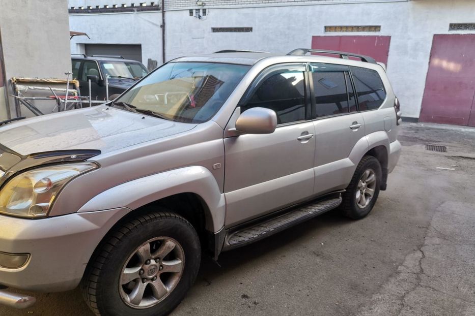 Продам Toyota Land Cruiser Prado 2004 года в Киеве