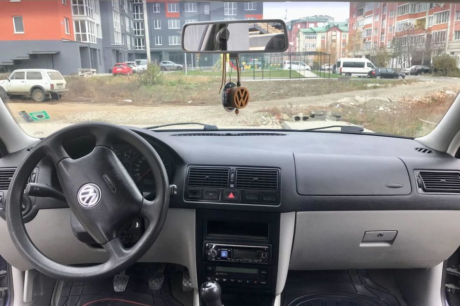 Продам Volkswagen Golf IV 16V Ocean blue edition 2000 года в Черновцах