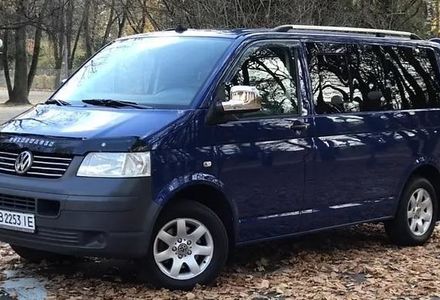 Продам Volkswagen T5 (Transporter) пасс. 2008 года в Киеве