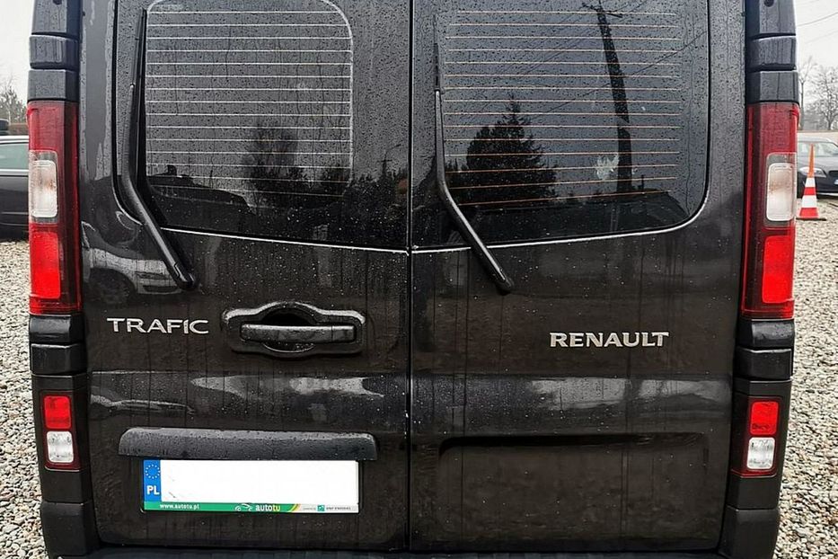 Продам Renault Trafic пасс. 2014 года в Харькове