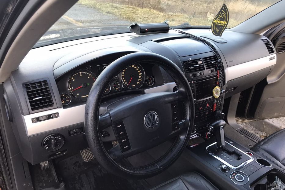 Продам Volkswagen Touareg 2005 года в Киеве