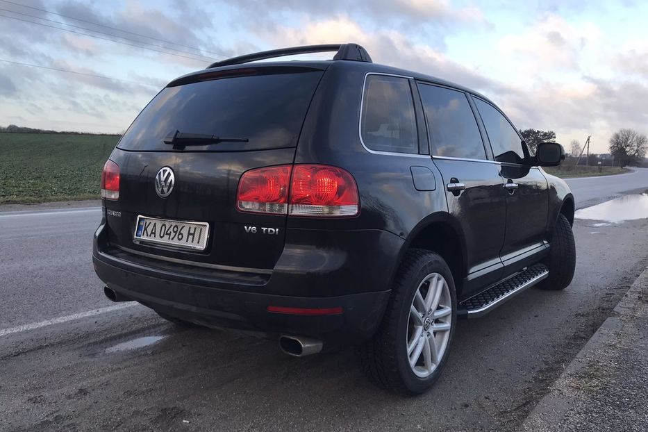 Продам Volkswagen Touareg 2005 года в Киеве