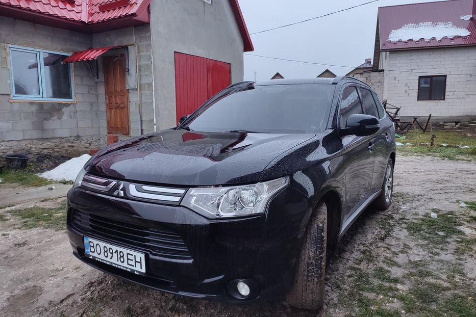 Продам Mitsubishi Outlander 2013 года в г. Кременец, Тернопольская область