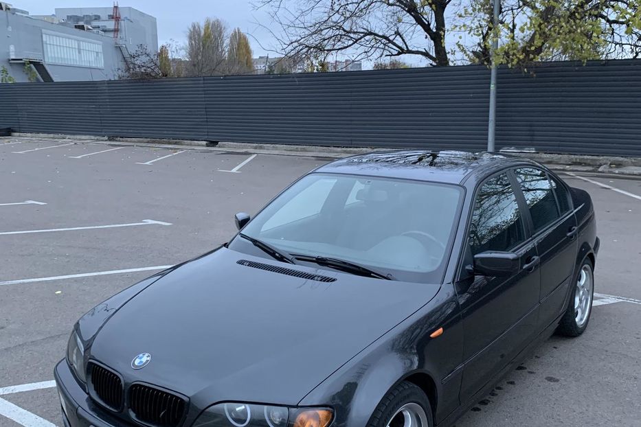 Продам BMW 320 2002 года в Одессе