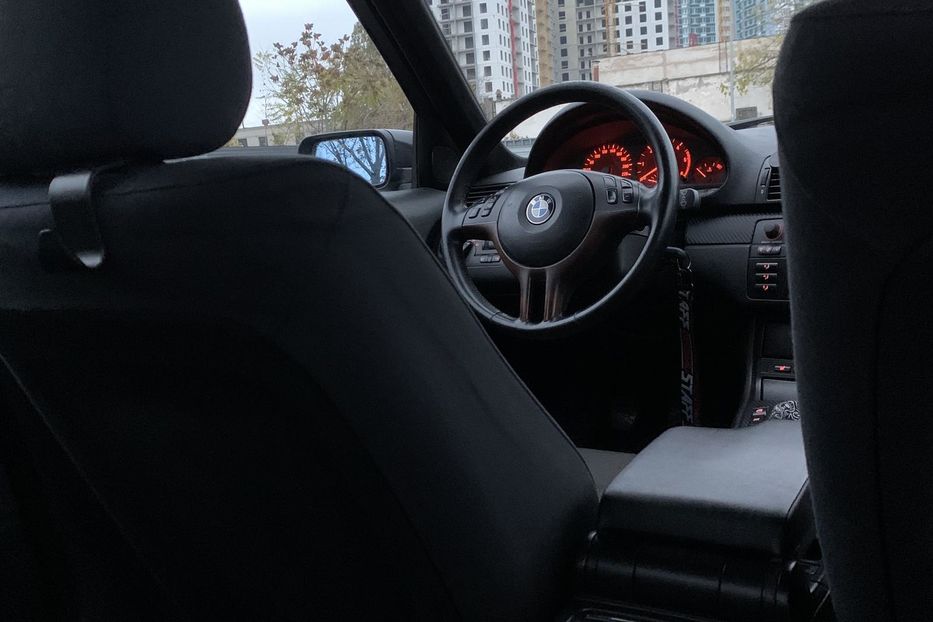 Продам BMW 320 2002 года в Одессе