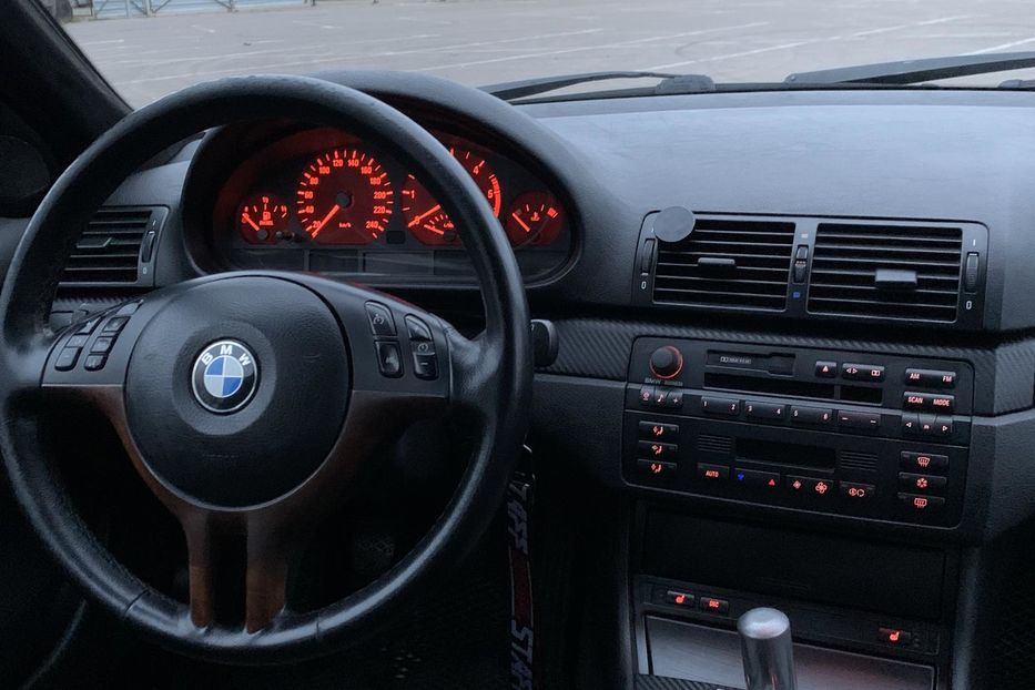 Продам BMW 320 2002 года в Одессе