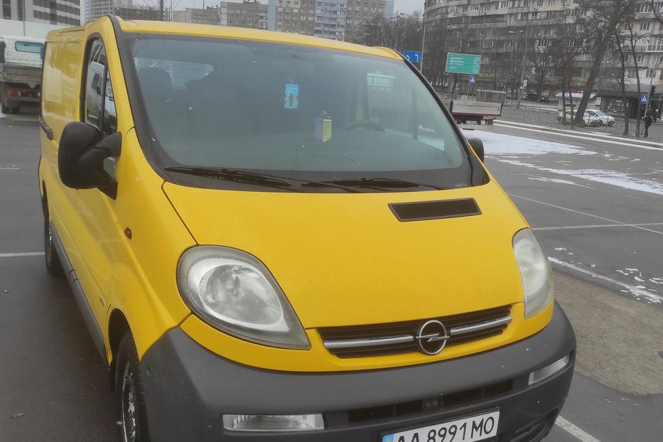 Продам Opel Vivaro груз. 2004 года в Киеве