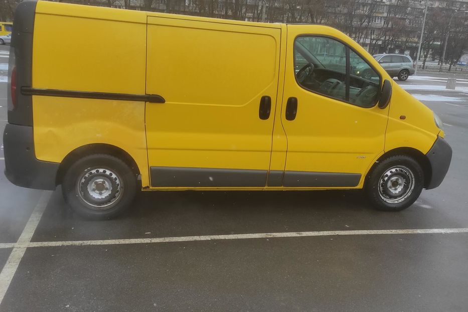 Продам Opel Vivaro груз. 2004 года в Киеве